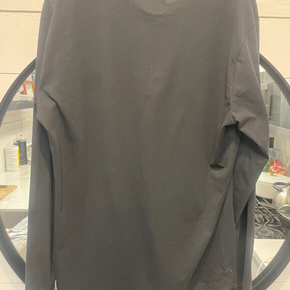 Cuts - Long Sleeve Henley with Curve Hem – Black (Men’s Large) - Picture 2 of 5